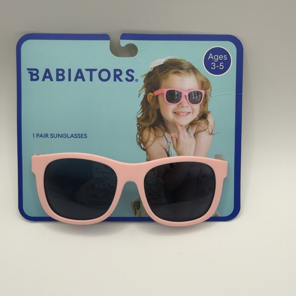 Babiators Sunglasses Girl Valentine Gift Baby Age 0-2 BPA Free Pink NEW
